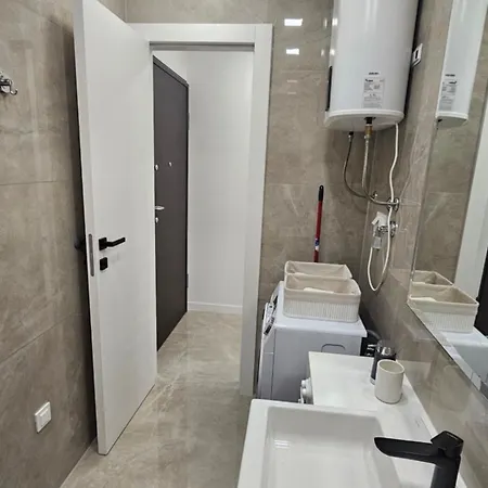Levant Apartment