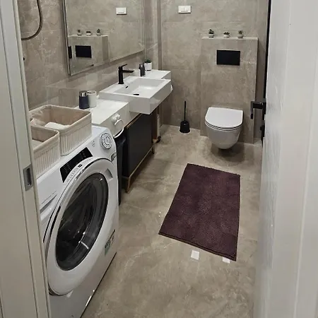 Levant Apartment