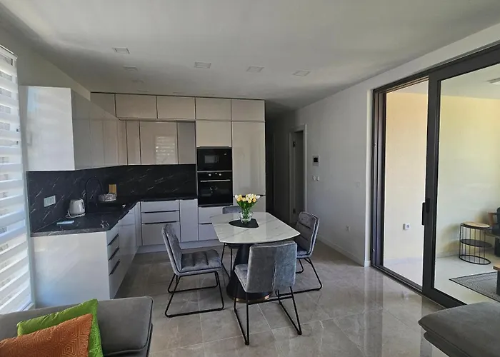 Апартаменты Levant Задар